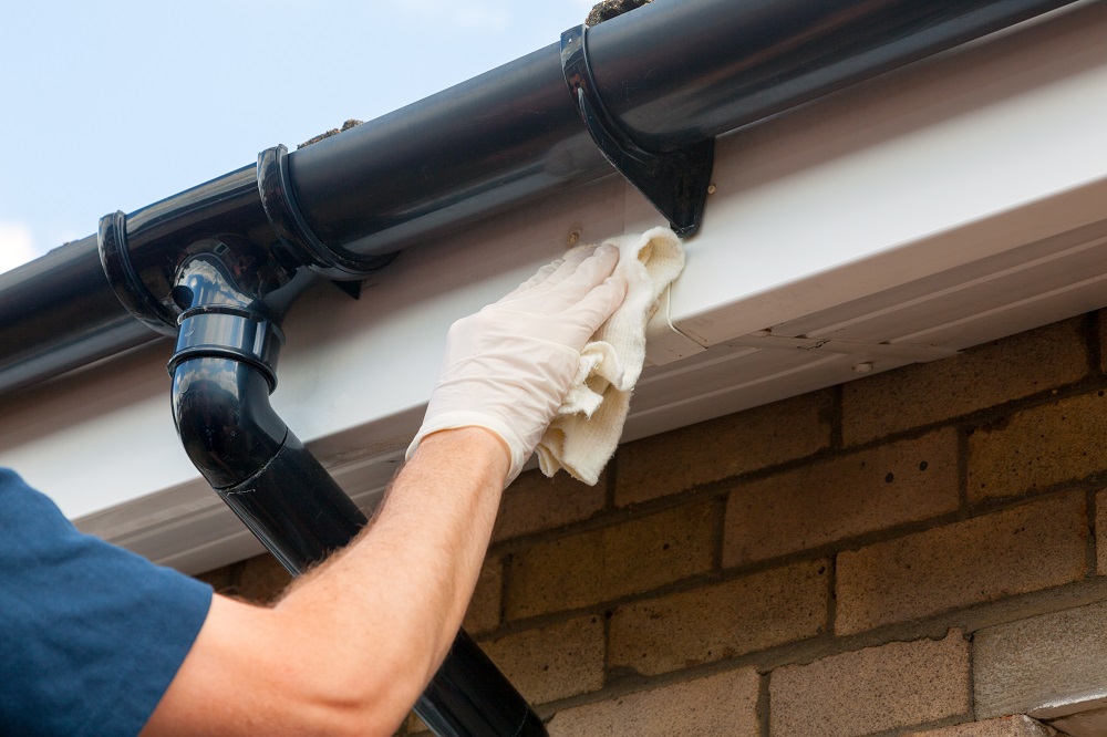 Roofers roof and gutter repair in Sevenoaks and Maidstone